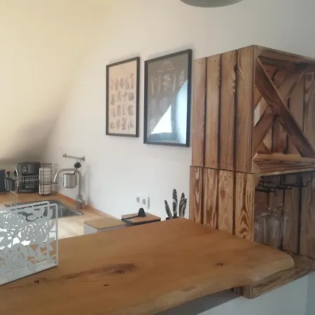 Appartement Schlossblick Fuer 4 Mit Kueche Kamin Netflix Parken Und Hofladen *