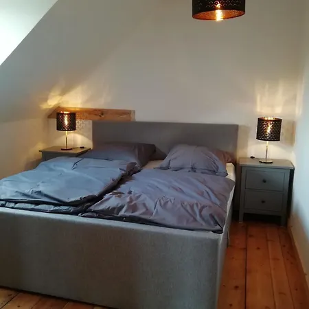 Schlossblick Fuer 4 Mit Kueche Kamin Netflix Parken Und Hofladen Apartment *