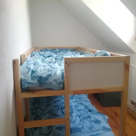 Schlossblick Fuer 4 Mit Kueche Kamin Netflix Parken Und Hofladen Steinhofel