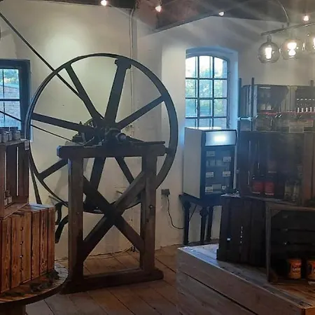 Schlossblick Fuer 4 Mit Kueche Kamin Netflix Parken Und Hofladen