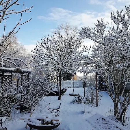 Schlossblick Fuer 4 Mit Kueche Kamin Netflix Parken Und Hofladen