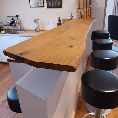 Schlossblick Fuer 4 Mit Kueche Kamin Netflix Parken Und Hofladen Apartment *