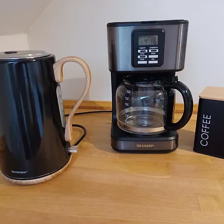 Appartement Schlossblick Fuer 4 Mit Kueche Kamin Netflix Parken Und Hofladen Steinhofel