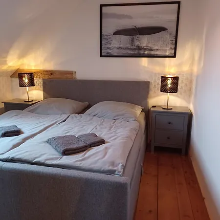Apartment Schlossblick Fuer 4 Mit Kueche Kamin Netflix Parken Und Hofladen *