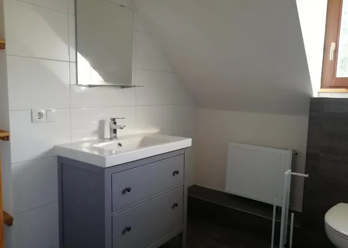 Schlossblick Für 4 Mit Küche Kamin Netflix Parken Und Hofladen Apartamento Steinhofel