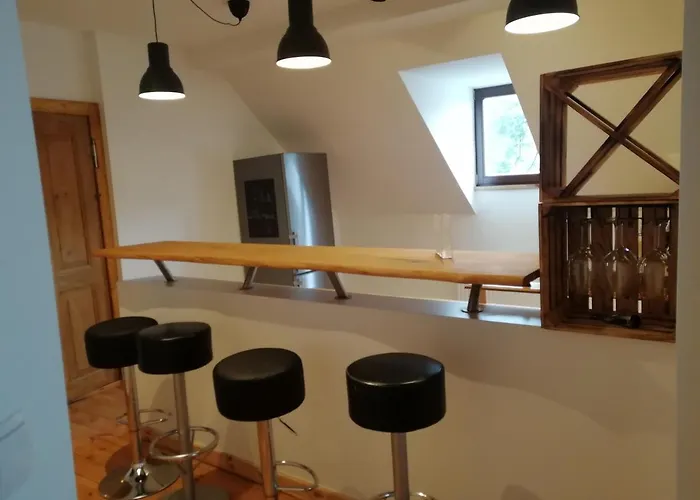 Schlossblick Für 4 Mit Küche Kamin Netflix Parken Und Hofladen Apartamento