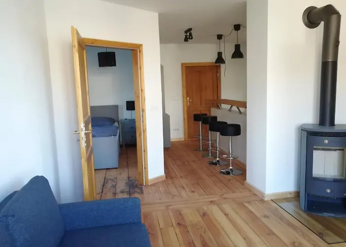 Schlossblick Für 4 Mit Küche Kamin Netflix Parken Und Hofladen Apartamento Steinhofel