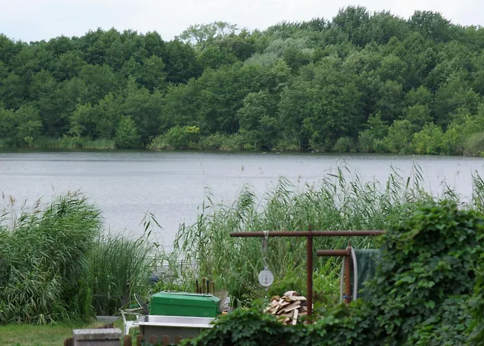Appartamento Schlossblick Fuer 4 Mit Kueche Kamin Netflix Parken Und Hofladen Steinhofel