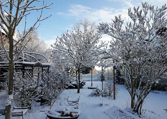 Schlossblick Fuer 4 Mit Kueche Kamin Netflix Parken Und Hofladen