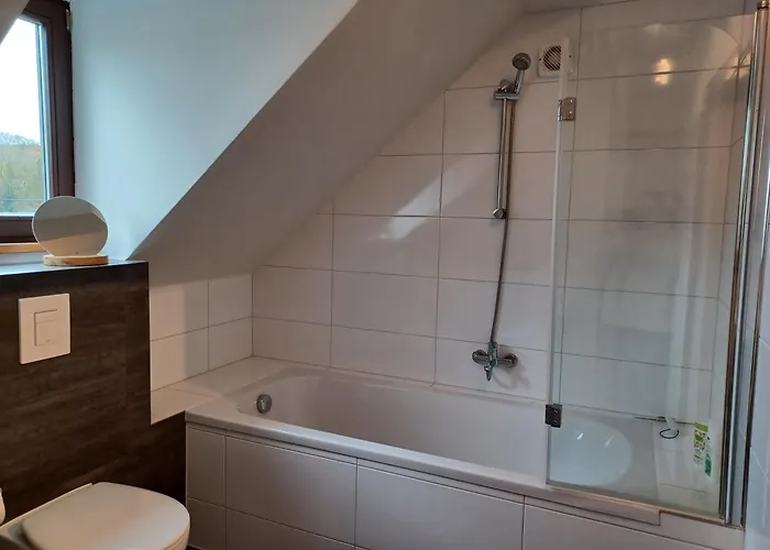 Appartamento Schlossblick Fuer 4 Mit Kueche Kamin Netflix Parken Und Hofladen