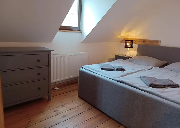 Schlossblick Fuer 4 Mit Kueche Kamin Netflix Parken Und Hofladen * Steinhofel