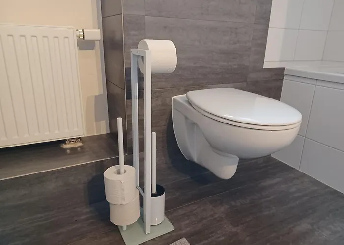 Schlossblick Fuer 4 Mit Kueche Kamin Netflix Parken Und Hofladen Appartamento Steinhofel